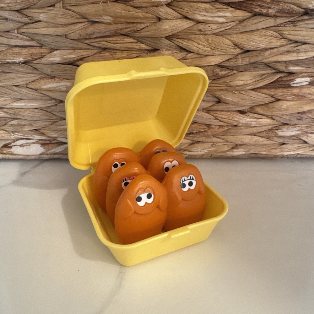 McDonald's Chicken Nuggets Toy with Six Chicken Nuggets Vintage 1988 '80s mcds‎